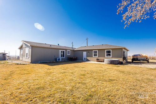 21568 Market Rd, Parma, ID, 83660-6717 | Card Image