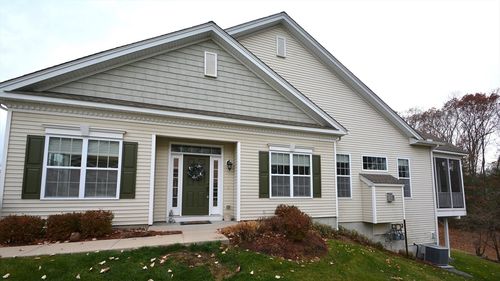 46-46 Hopkins Cir, Methuen, MA, 01844-2273 | Card Image