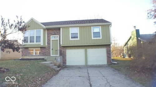 3565 Valley Lake Dr, Indianapolis, IN, 46227-9742 | Card Image