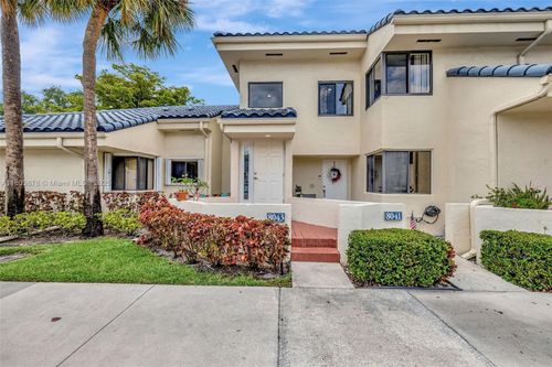 8043-8043 Nw 15th Mnr, Plantation, FL, 33322-5450 | Card Image