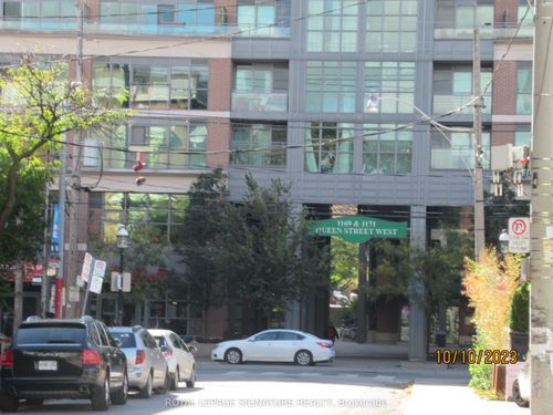 612-1171 Queen St W, Toronto, ON, M6J0A5 | Card Image