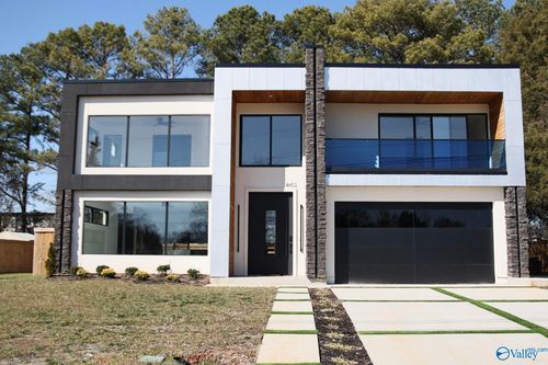 4602 Whitehall Dr Nw, Huntsville, AL, 35816-1230 | Card Image