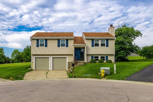 5562 Greenwillow Circle, West Chester, OH, 45069 | Card Image