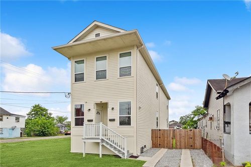 3033 35 Pauger Street, New Orleans, LA, 70119 | Card Image