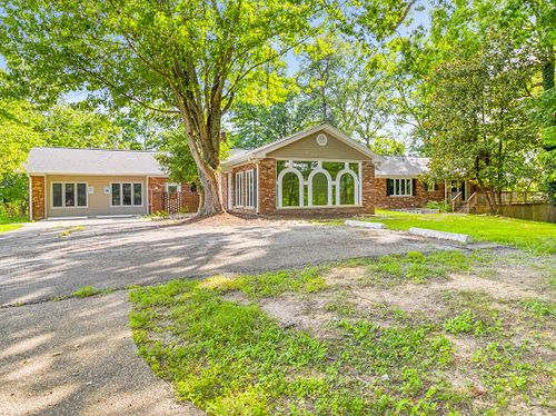853 E 4th St, London, KY, 40741-1427 | Card Image