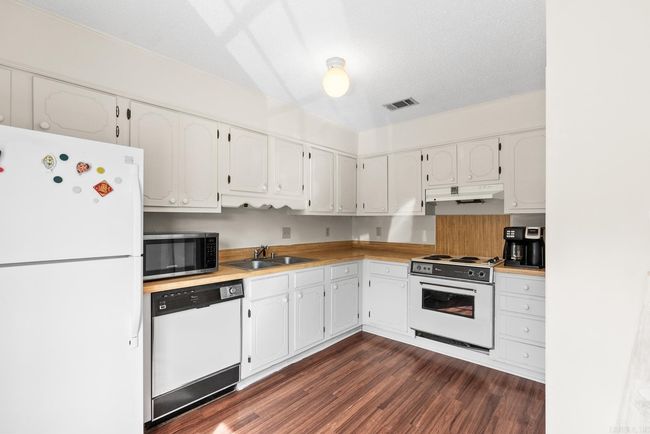 APT-501 - 504 Green Mountain Dr, Home with 2 bedrooms, 2 bathrooms and null parking in Little Rock AR | Image 7
