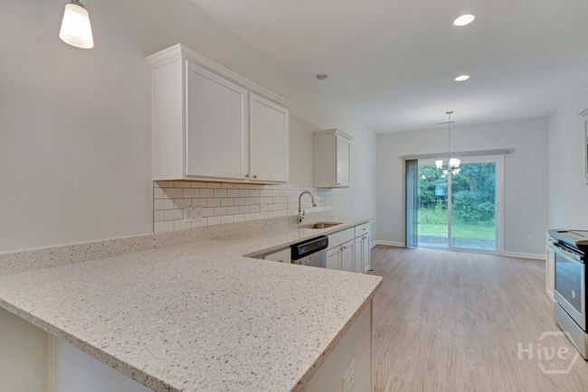 170 - 146 Bellasera Way, Townhouse with 3 bedrooms, 3 bathrooms and null parking in Richmond Hill GA | Image 5