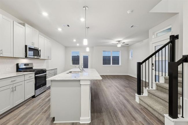 2179 Beachcomber Dr, House other with 3 bedrooms, 3 bathrooms and 2 parking in Kemah TX | Image 8