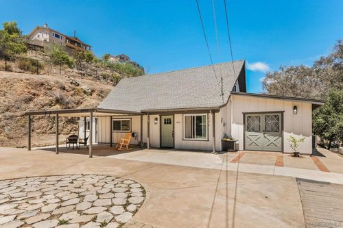 11802 Hi Ridge Rd, Lakeside, CA, 92040-1012 | Card Image