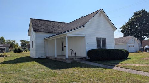 220 E Monroe St, Montpelier, IN, 47359-1326 | Card Image