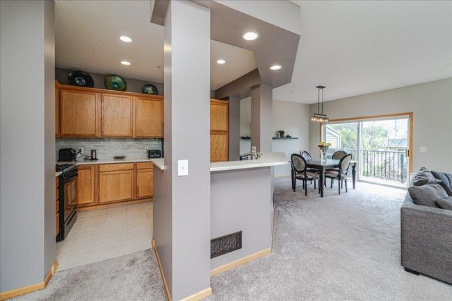 UNIT-7 - 4363 Victor Path, Townhouse with 2 bedrooms, 2 bathrooms and null parking in Hugo MN | Image 5