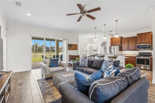 7239 E Village Sq, Vero Beach, FL, 32966-1289 | Card Image