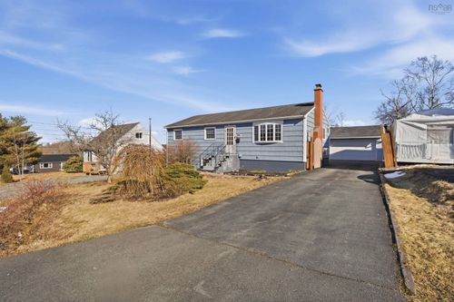 26 Woodcrest Avenue, Halifax, NS, B3R1C4 | Card Image