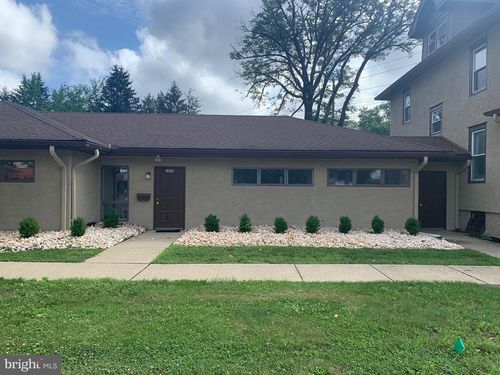 1074-1076-1072 Parkway Ave, Ewing, NJ, 08628-3002 | Card Image