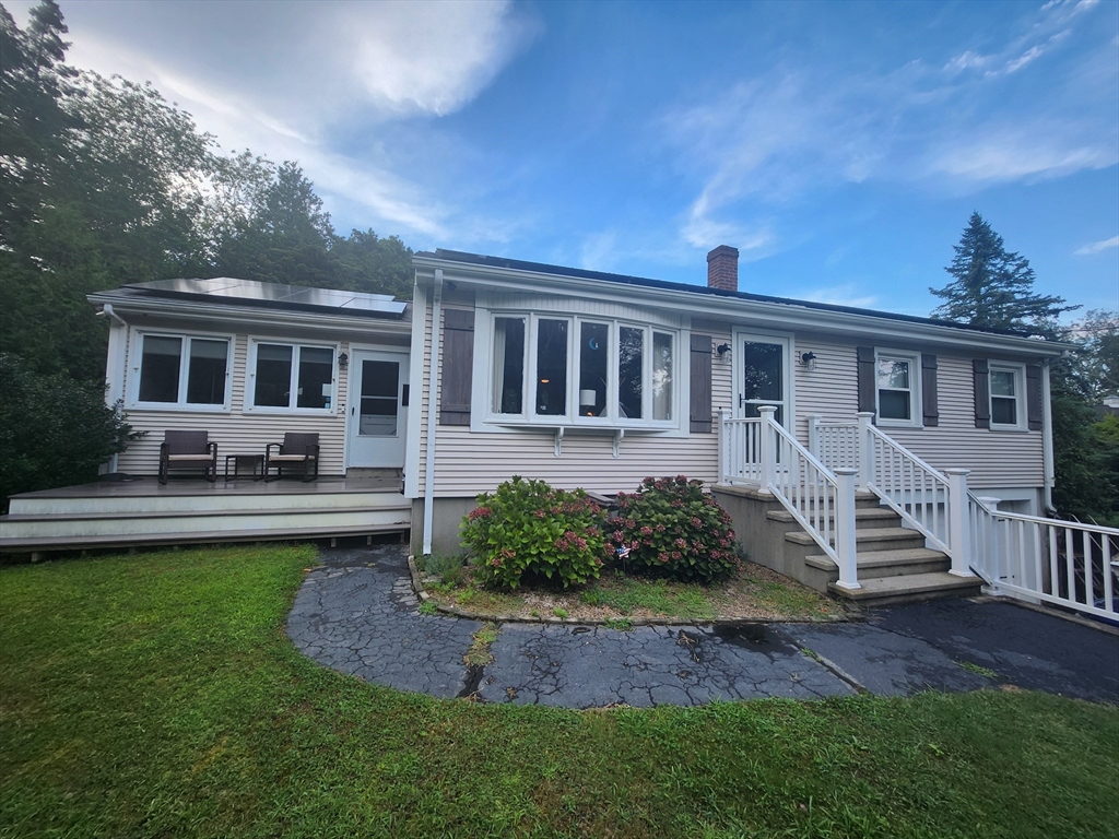 Wood St, Swansea, MA 02777