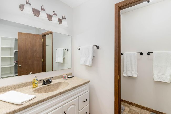 210 - 1855 Silver Bell Road, Condo with 2 bedrooms, 2 bathrooms and null parking in Eagan MN | Image 19