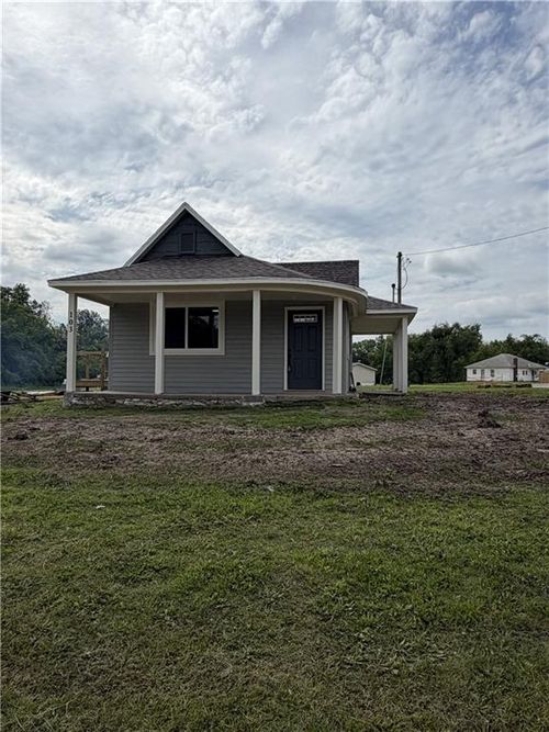 103 E St, Creighton, MO, 64739-9183 | Card Image