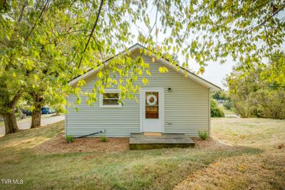 221 Woodland Lane, House other with 2 bedrooms, 1 bathrooms and null parking in Church Hill TN | Image 3