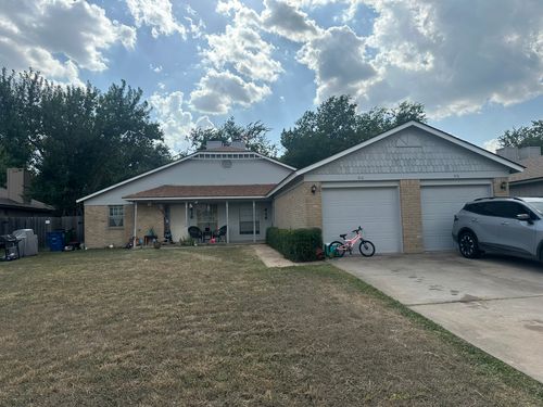 416 Greenlawn Blvd, Round Rock, TX, 78664-6003 | Card Image