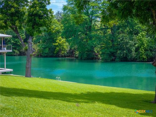 456 Rio Dr, New Braunfels, TX, 78130-3843 | Card Image
