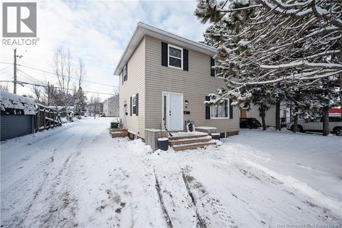 16 Beaconhill Terr, Riverview, NB, E1B1E3 | Card Image