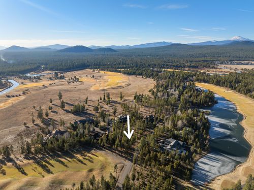 56664 Little River Ct, Sunriver, OR, 97707-2033 | Card Image