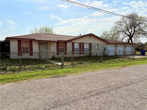 2609 W Highland Avenue, Ingleside, TX, 78362 | Card Image