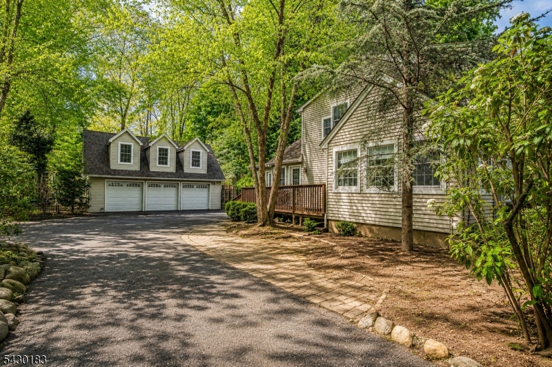 Residential in Wyckoff Twp. 5