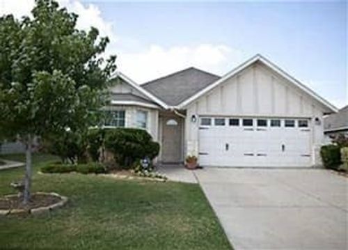 229 Chalk Mountain Dr, Fort Worth, TX, 76140-7510 | Card Image