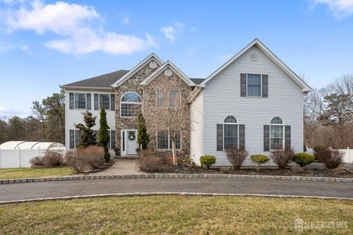 9 Redwood Ct, Monroe, NJ, 08831-4424 | Card Image