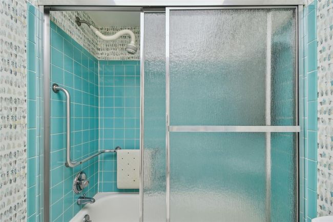 Guest Bath | Image 8