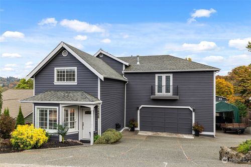 14428 57th Avenue S, Tukwila, WA, 98168 | Card Image