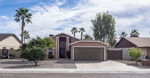 137 W Michelle Dr, Phoenix, AZ, 85023-6474 | Card Image