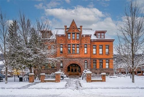 104-200 Stinson St, Hamilton, ON, L8N4J5 | Card Image