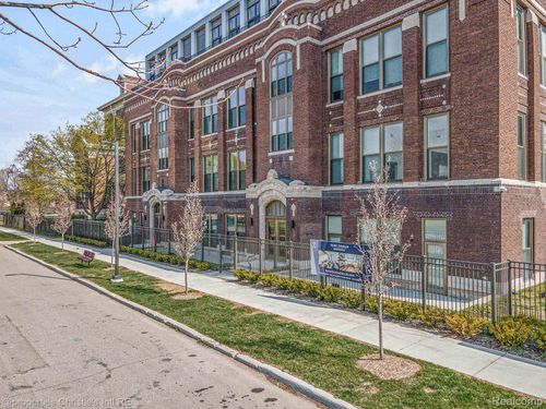 307-1454 Townsend St, Detroit, MI, 48214-2666 | Card Image
