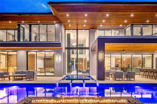 2733 Ne 16th St, Fort Lauderdale, FL, 33304-1618 | Card Image