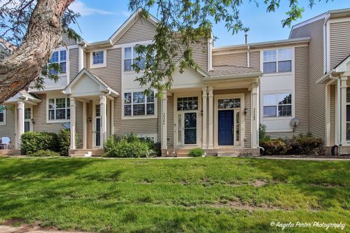 34384 Aster Ct, Round Lake Beach, IL, 60073-5221 | Card Image