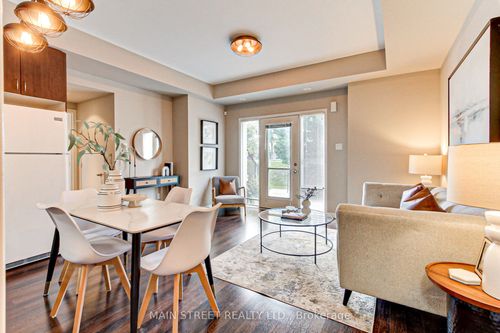 15949 Bayview Ave, Aurora, ON, L4G0S3 | Card Image