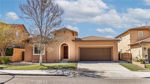 19122 Graham Ln, Saugus, CA, 91350-3790 | Card Image