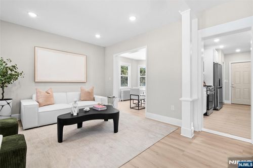 56 Harvey St, Closter, NJ, 07624-1132 | Card Image