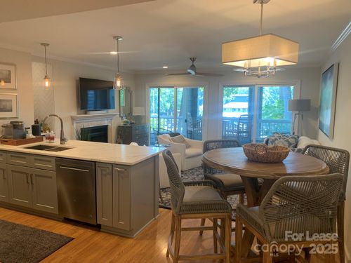 217 Northwest Dr, Davidson, NC, 28036-9440 | Card Image