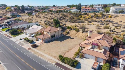 13480 Spring Valley Pkwy, Victorville, CA, 92395 | Card Image