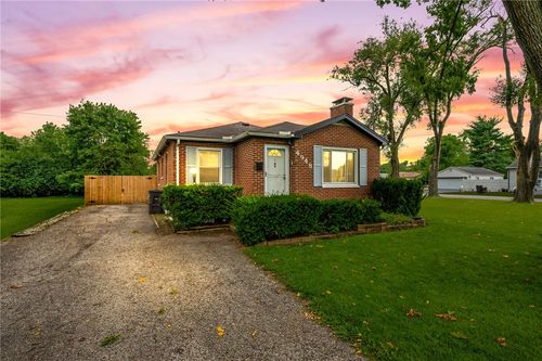 4948 Dinsmore Rd, West Carrollton, OH, 45449-2731 | Card Image
