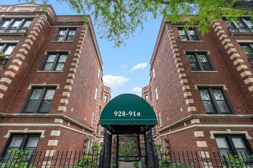 3s-926 W Ainslie Street, Chicago, IL, 60640 | Card Image