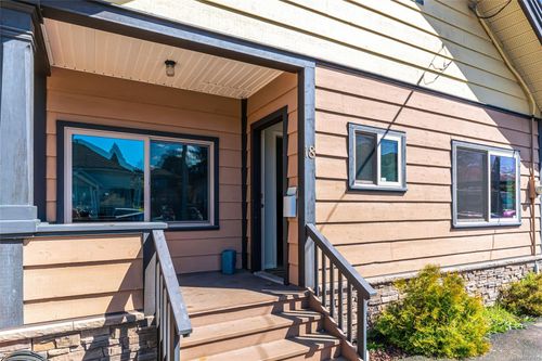 18 Gillespie St, Nanaimo, BC, V9R4Y3 | Card Image