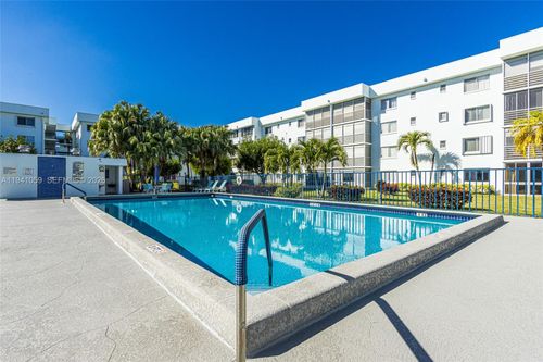 apt-118-6698 10th Ave N, Lake Worth, FL, 33467-1469 | Card Image