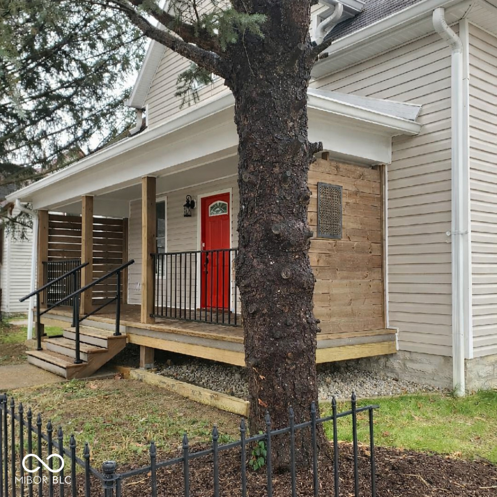 Residential in Cloverdale 2