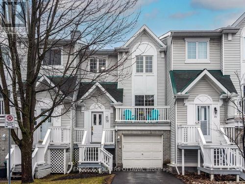 31 Castlegreen Pvt, Ottawa, ON, K1T3N4 | Card Image