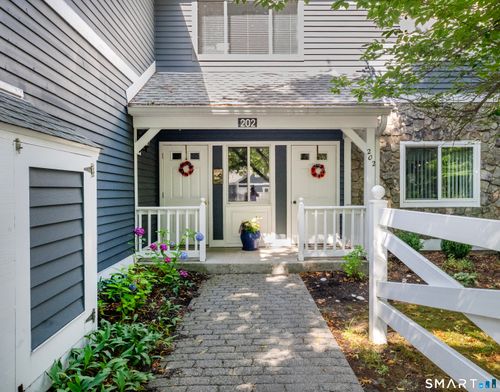 e-202 Windgate Cir, Monroe, CT, 06468 | Card Image