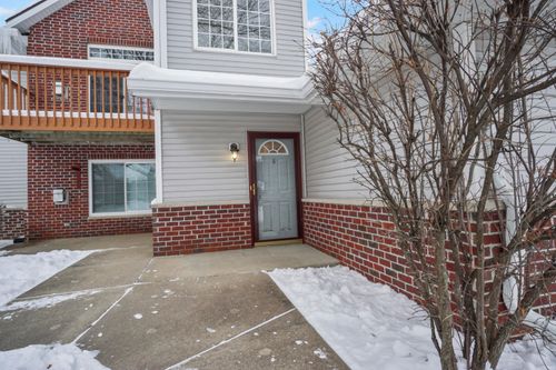 2145 Broken Hill Rd, Waukesha, WI, 53188-7520 | Card Image